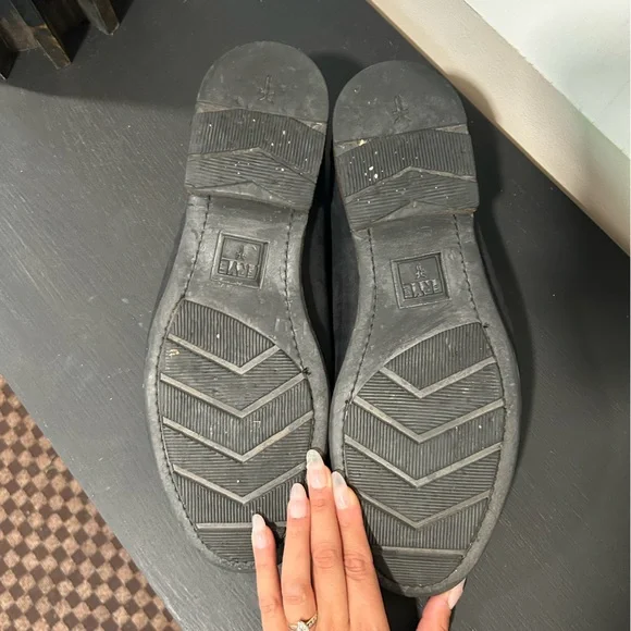 Frye Otis Penny Mens Slip On Loafers Shoes
Size 13 - Picture 8 of 9